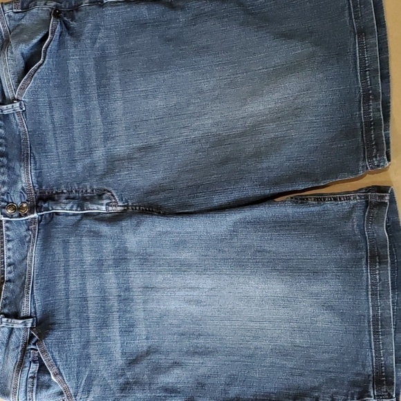 Lane Bryant blue Jean 2 button shorts shorts 5 pocket - Picture 11 of 14